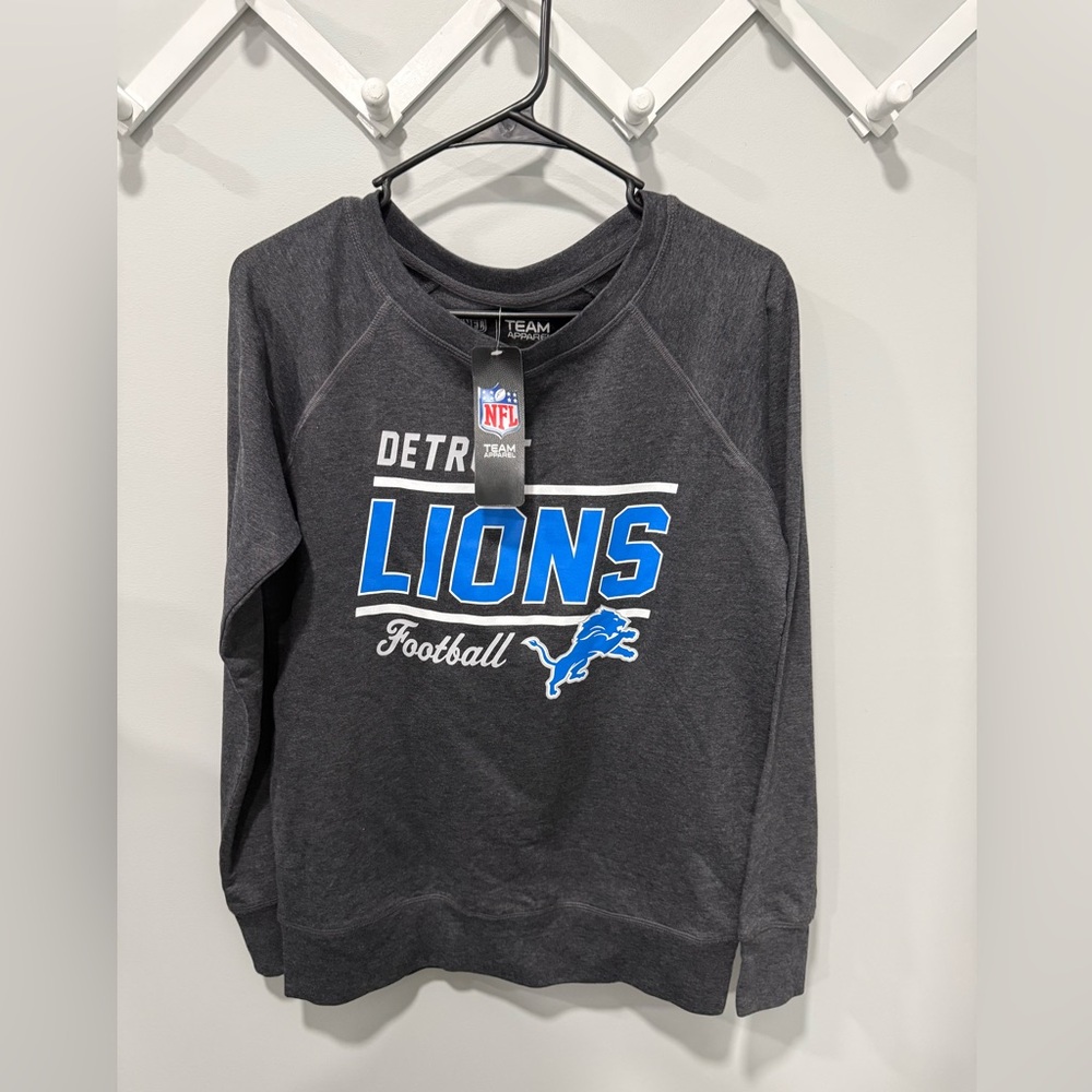 NWT Womens Detroit lions top size small